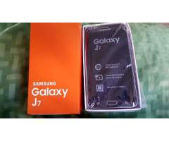 Samsung Galaxy J7 Libre Nuevo