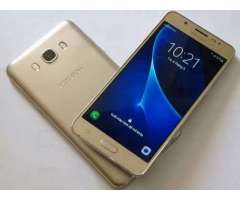 Samsung J7 2016 con 1 Detalle