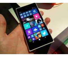 Vendo Nokia Lumia 735 4G LTE Libre,Camara de 8MPX,1GB RAM,Quad Core 1.2GHz,8GBi,buen estado 9pts