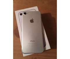 Iphone 7 Silver de 32 Gb Nuevo Caja y accesorios