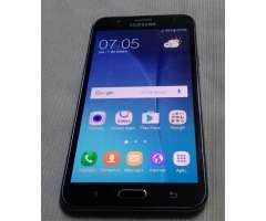 Samsung Galaxy J7 Liberado,9.5de 10