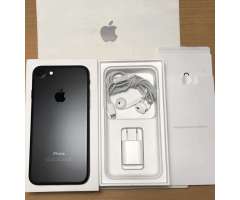 &#xf8ff;iPhone 7 Blackmate 32Gb Libre Caja Case