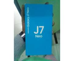 Samsung Galaxy J7 Neo