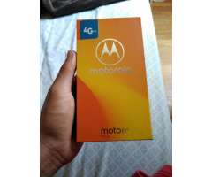 Vendo Motorola Nuevo motoe5 Plus