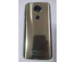 Moto E5 Plus