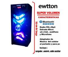 Parlante Portatil Radio Bluetooth Recargable Usb Mp3 karaoke