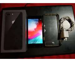 iPhone 8 Plus Como Nuevo, Libre de Todo