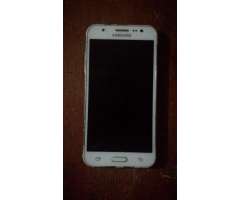 Samsung Galaxy J5 Detalle