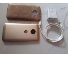 Motorola G4 Plus 9.5&#x2f;10 con Turbocargado