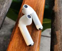 Audífonos Bluetooth Tipo AirPods Nuevo En Caja