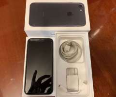 iPhone 7 Semi Nuevo 32gb Black Matte