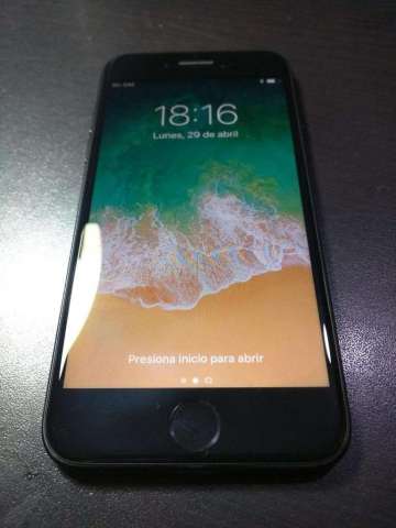 iPhone 7 32 Gb 4.7'' 4g Liberado 12mpx Matte Black 9/10 iPhone 7 32 Gb 4.7'' 4g Liberado 12mpx Matte Black 9/10