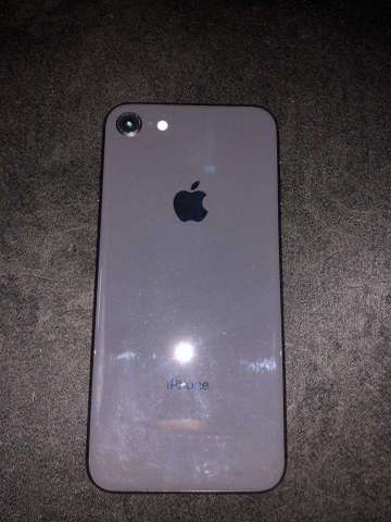 iPhone 8 iPhone 8