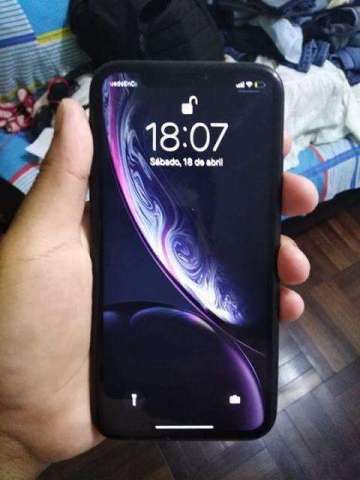 Vendo iphone Xr 64gb Vendo iphone Xr 64gb
